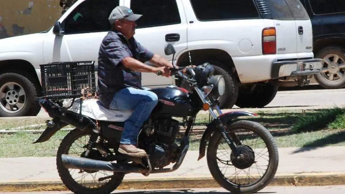 Conoce los certificados de seguridad que debe tener un casco de motociclista (1)